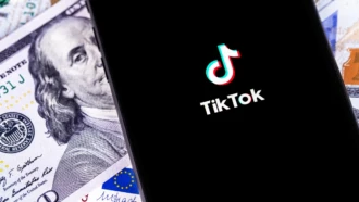 Cколько можно зарабатывать в Тик Токе: 6 способов и средние суммы заработка