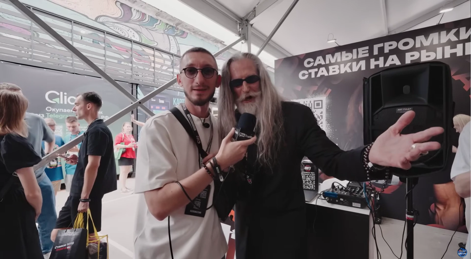 Интервью у стенда M1 на CPA LiFE FEST с шоу-активацией для гостей